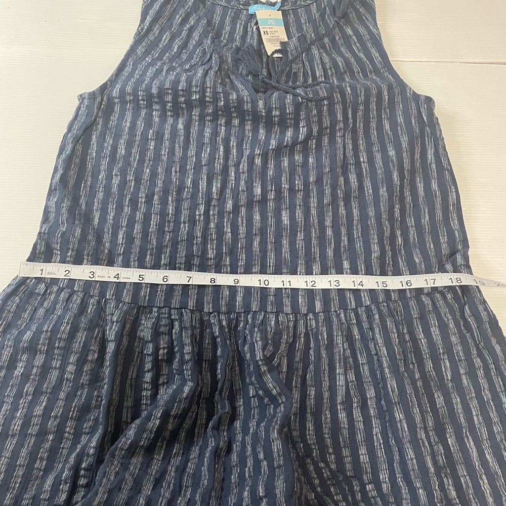 J.McLaughlin Christa dress in a blue & white vertical stripe XS - Picture 10 of 10